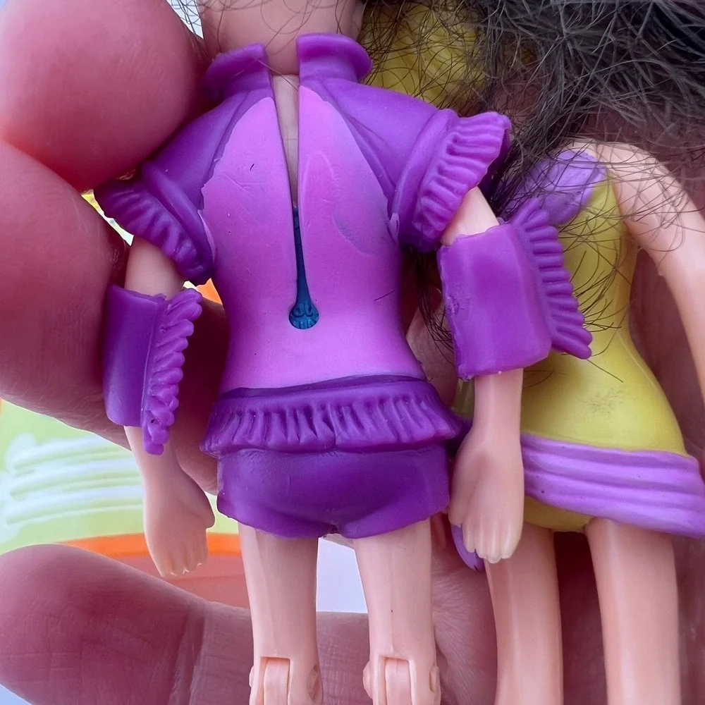 Vintage Polly Pocket Locker‎ Playset w Dolls Early 2000s Mattel Purple Outfits